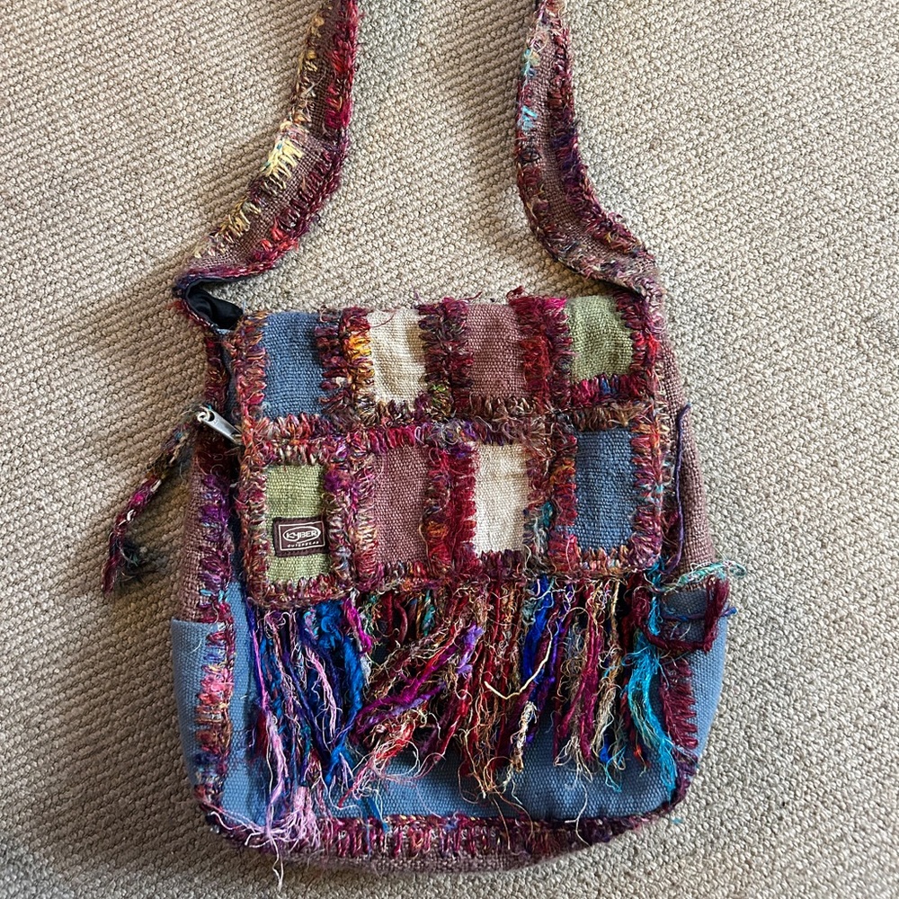 Red and Pink Artisanal Crossbody Bag with Fringe